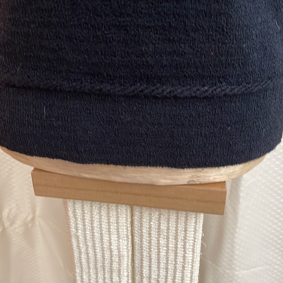 Prada via NM vintage tank with 3 vertical ribbed stripes in front. Size EU L - Picture 6 of 9